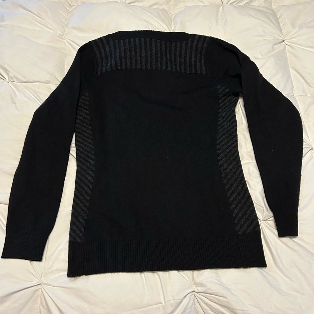 Smartwool Black Buttoned Cardigan - Picture 4 of 4